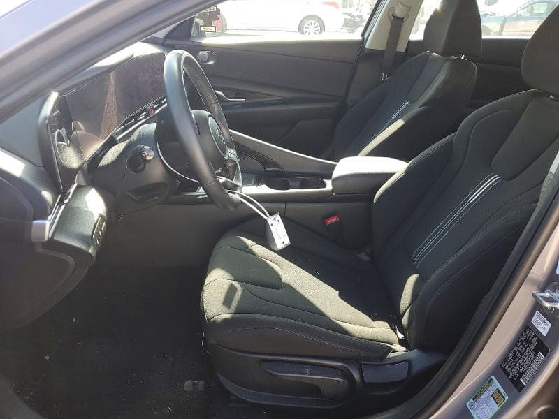 2024 HYUNDAI ELANTRA SEL SEL 7