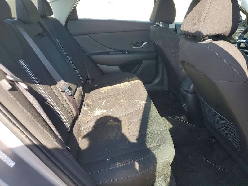 2024 HYUNDAI ELANTRA SEL SEL 10
