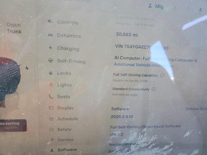 2024 TESLA MODEL Y 9
