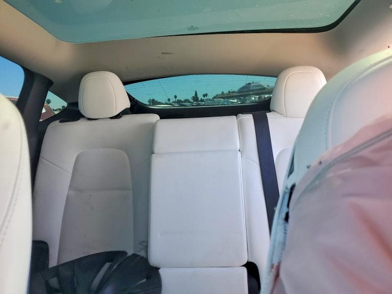 2024 TESLA MODEL Y 10