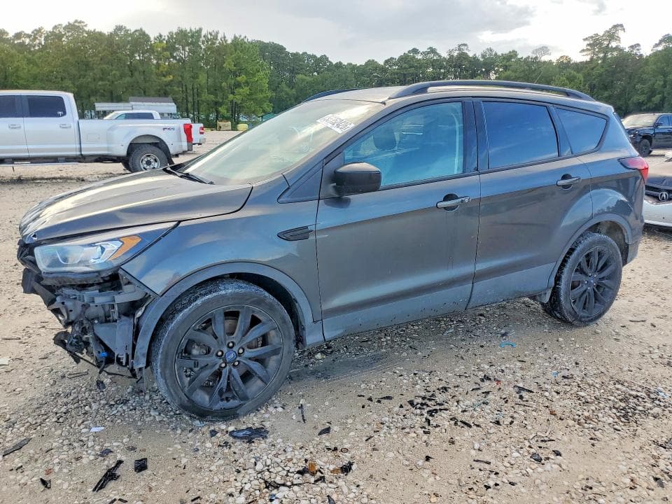 2019 FORD ESCAPE SE 1