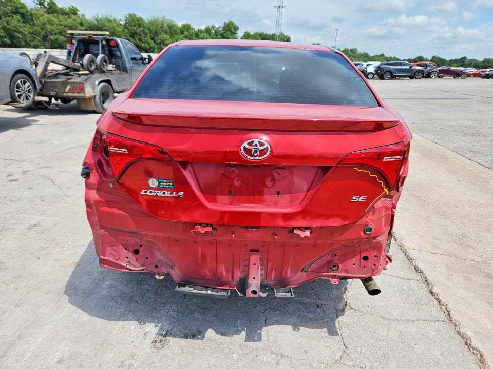 2019 TOYOTA COROLLA SE 6
