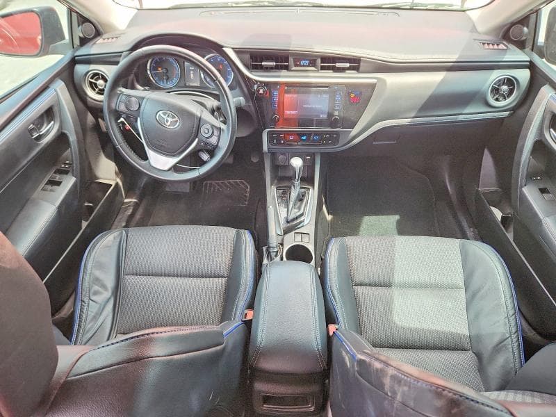 2019 TOYOTA COROLLA SE 8