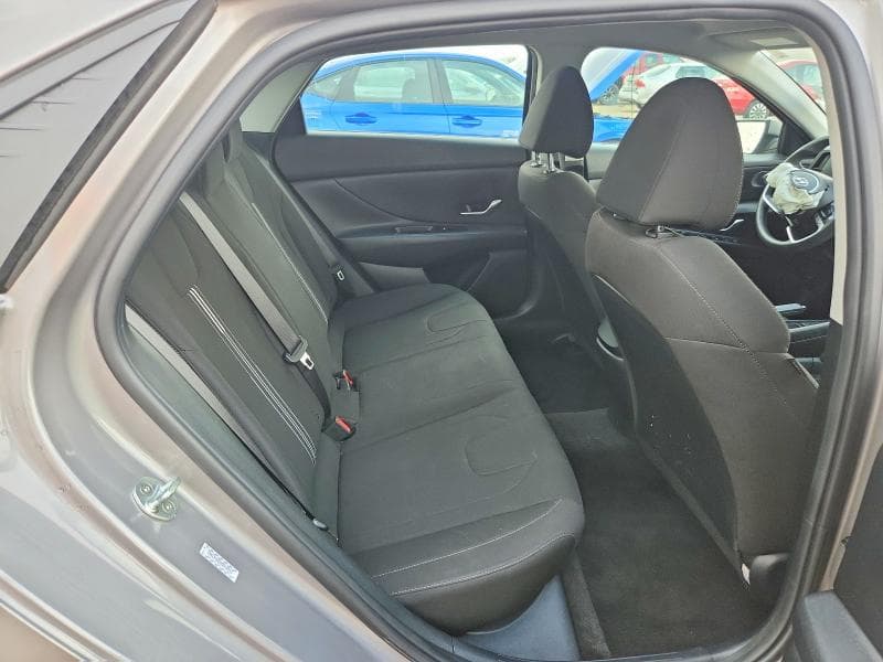 2021 HYUNDAI ELANTRA SEL 10