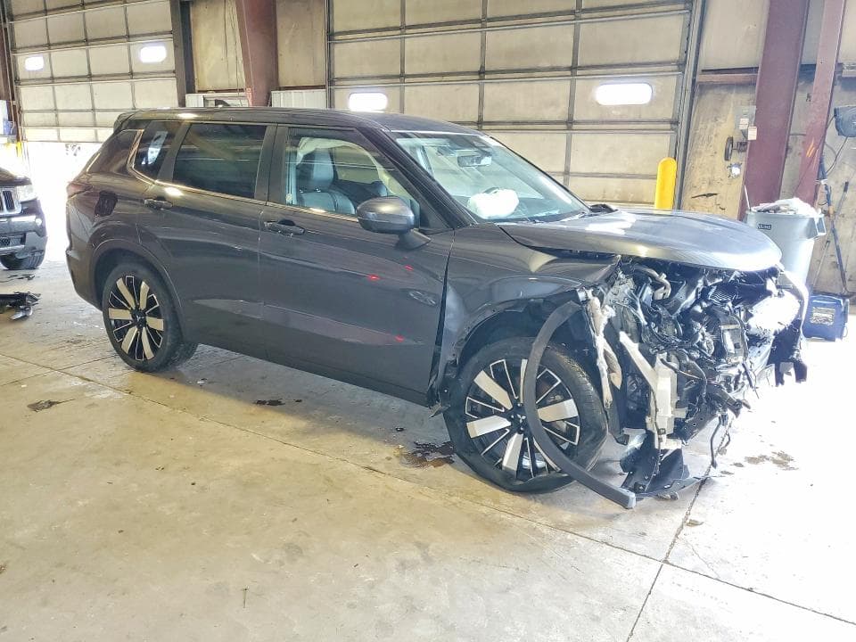 2025 MITSUBISHI OUTLANDER SE 4