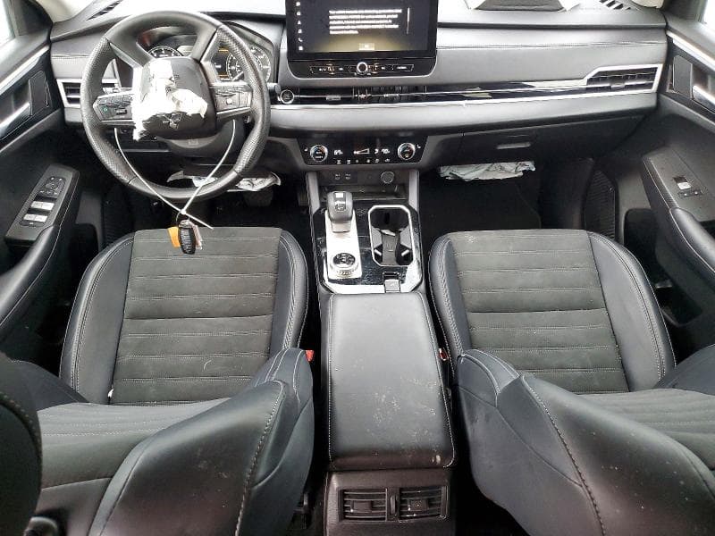 2025 MITSUBISHI OUTLANDER SE 8