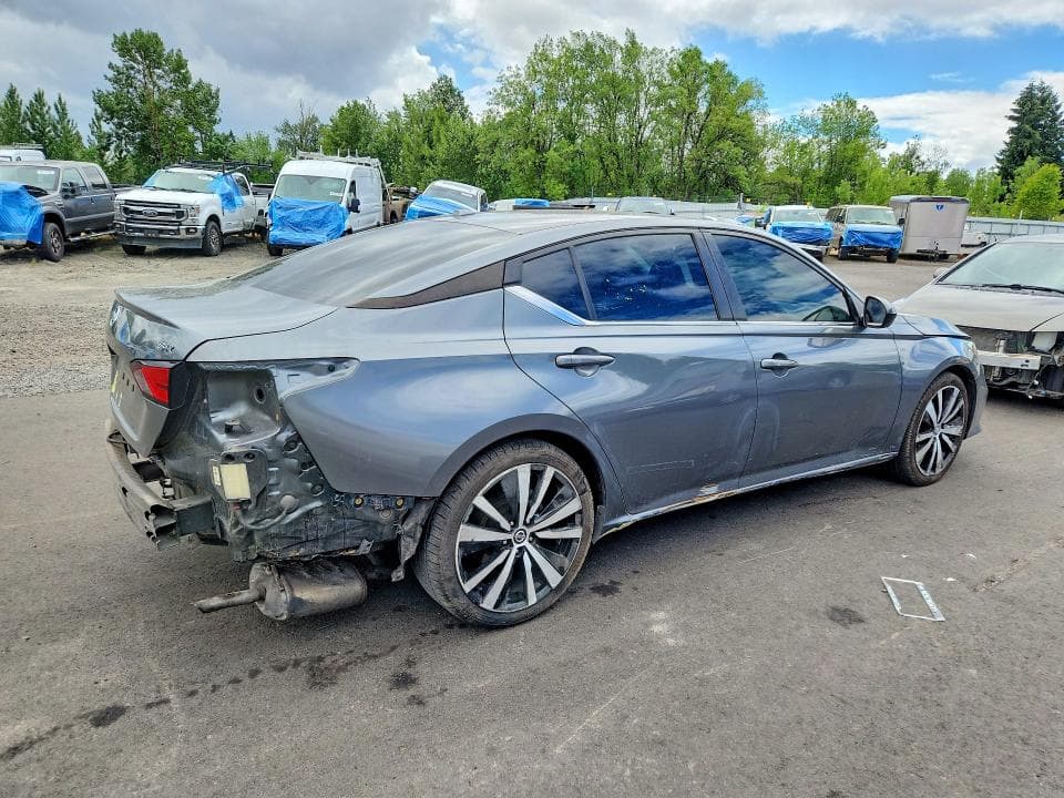 2020 NISSAN ALTIMA SR 3