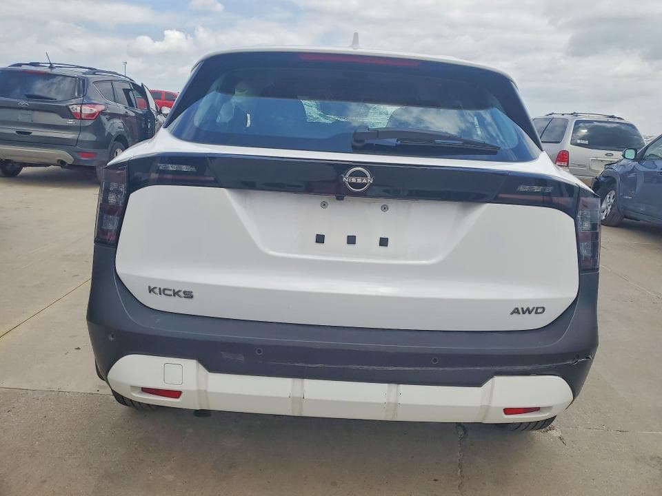 2025 NISSAN KICKS S 6