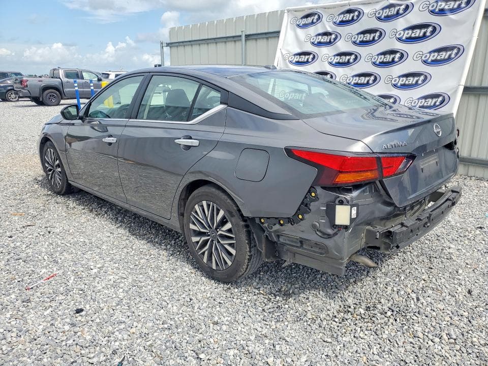 2025 NISSAN ALTIMA SV 2
