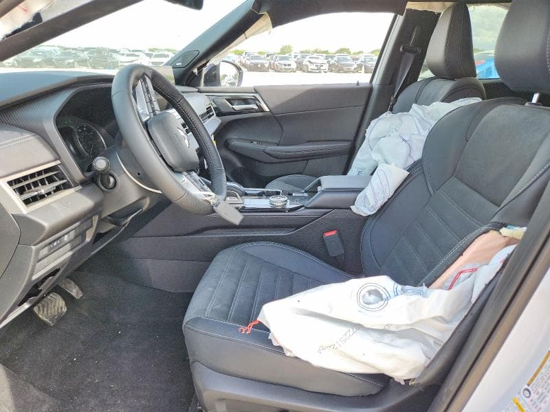 2026 MITSUBISHI OUTLANDER SE 7