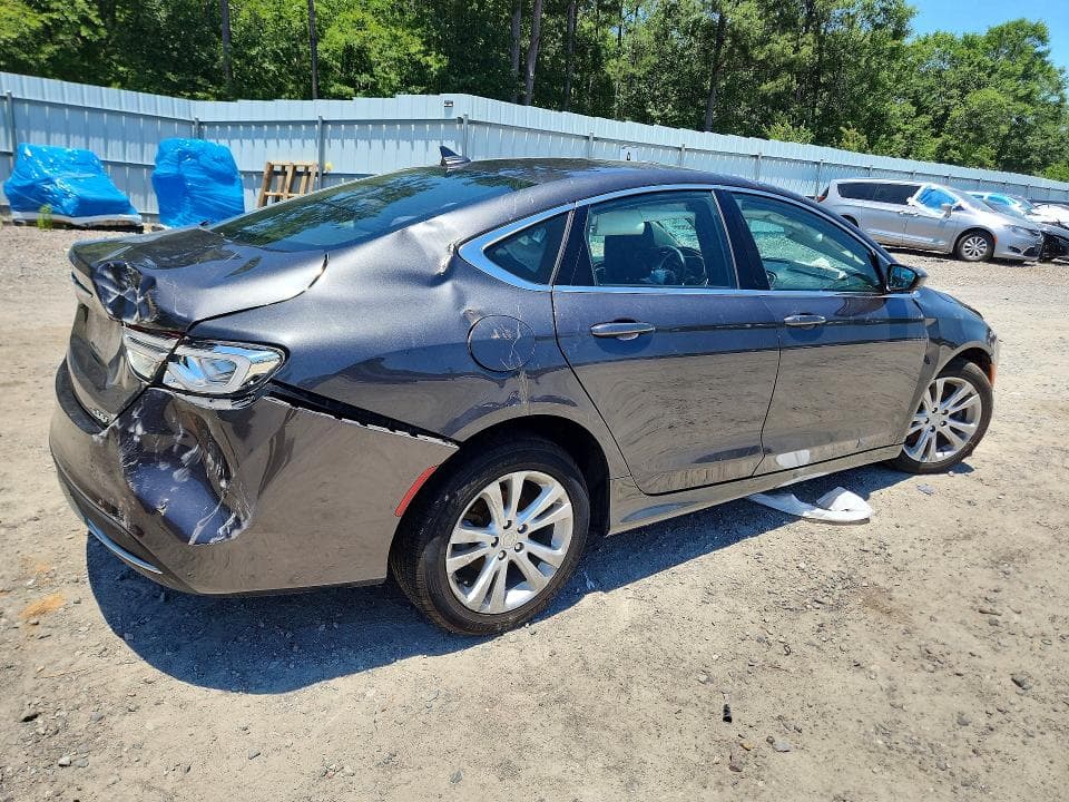 2016 CHRYSLER 200 LIMITED 3