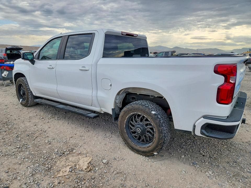2019 CHEVROLET SILVERADO K1500 RST 2