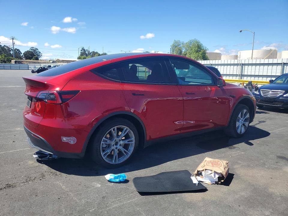 2024 TESLA MODEL Y 3