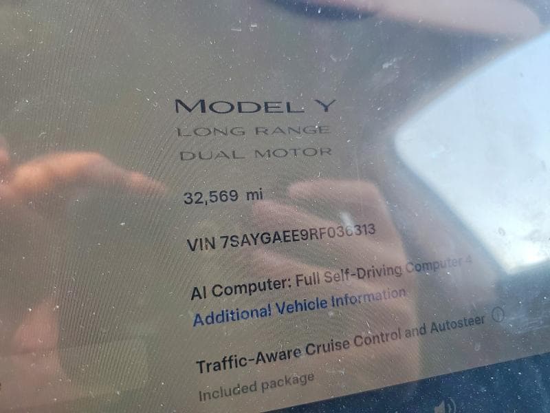 2024 TESLA MODEL Y 9