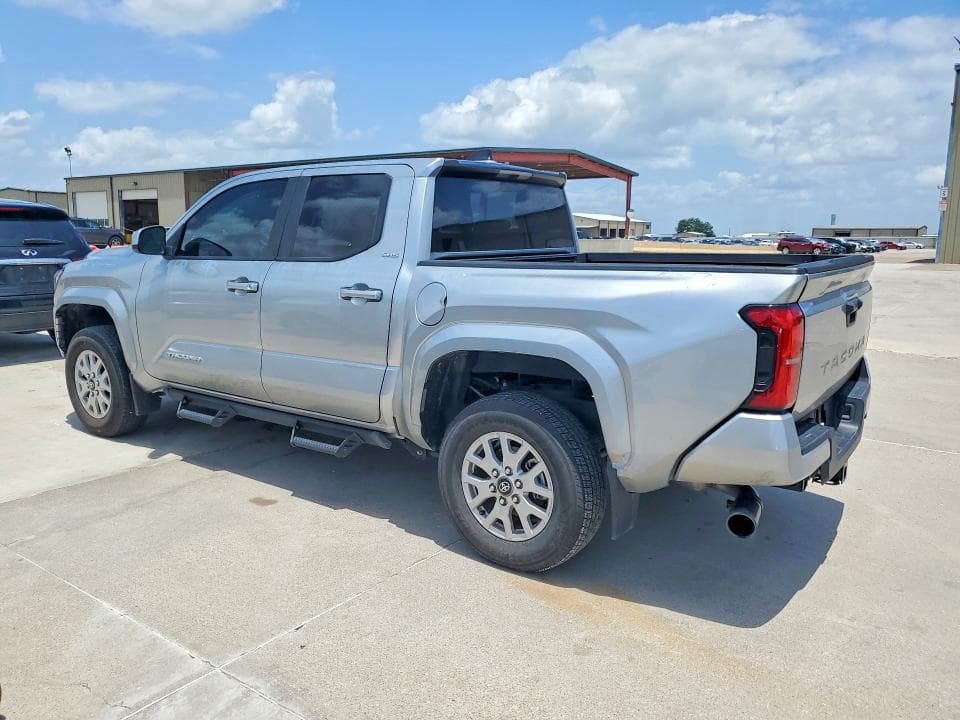 2024 TOYOTA TACOMA SR5 SR5 2