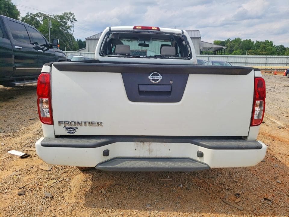 2019 NISSAN FRONTIER S 6
