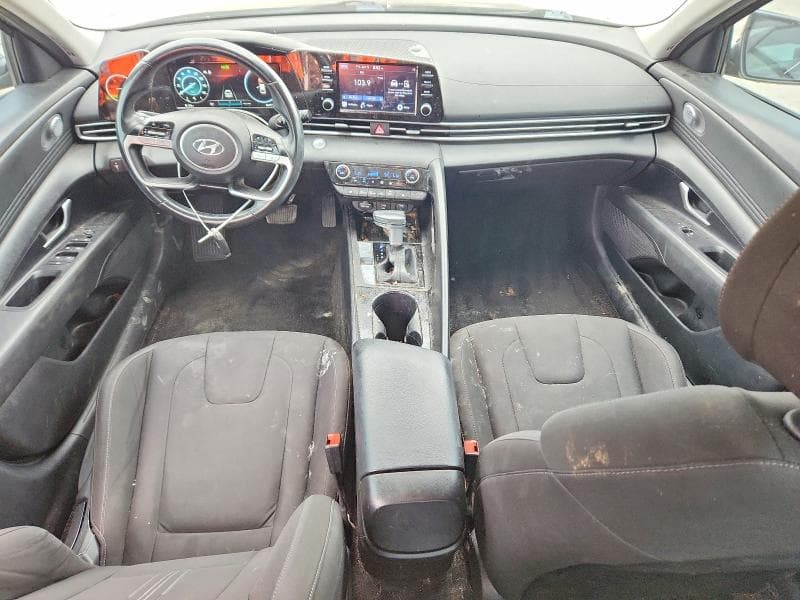 2021 HYUNDAI ELANTRA SEL SEL 8