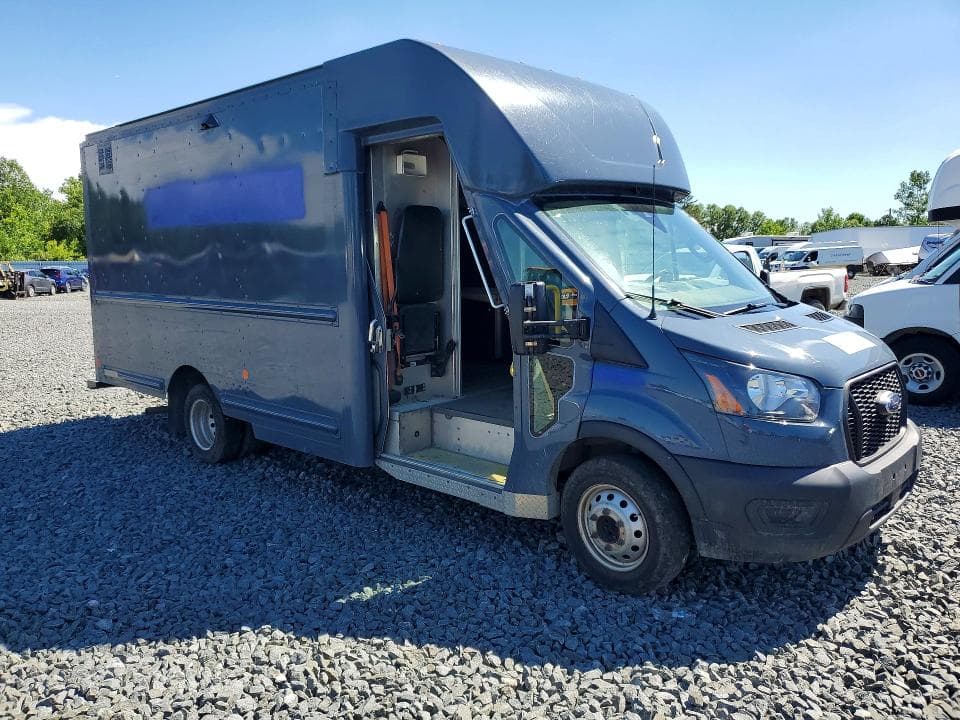 2021 FORD TRANSIT DELIVERY TRUCK 4