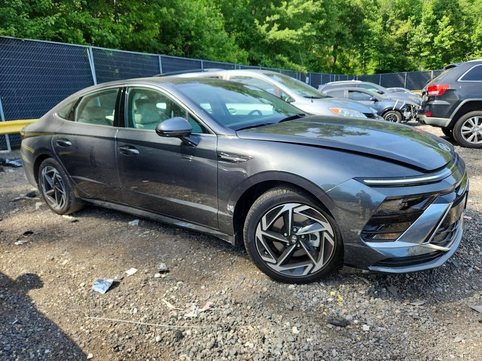 2026 HYUNDAI SONATA SEL SPORT 4