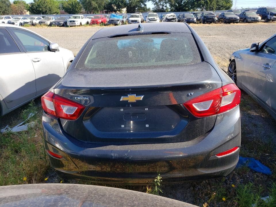 2018 CHEVROLET CRUZE LT 6