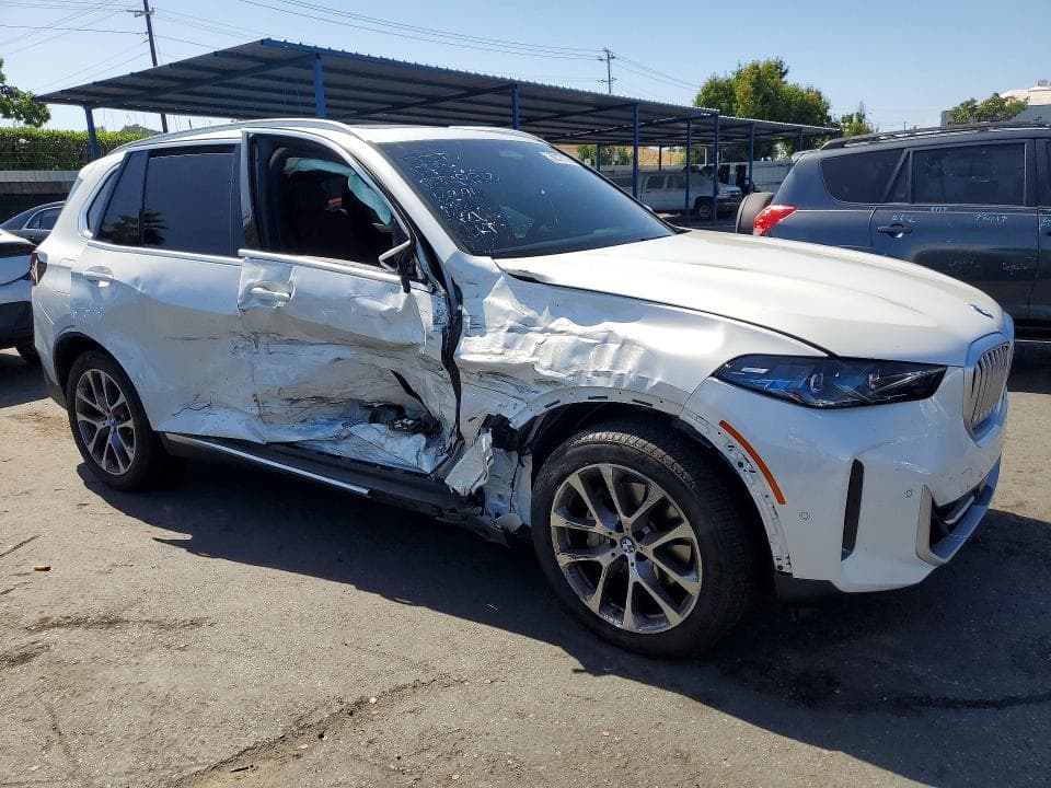 2026 BMW X5 XDRIVE40I 4