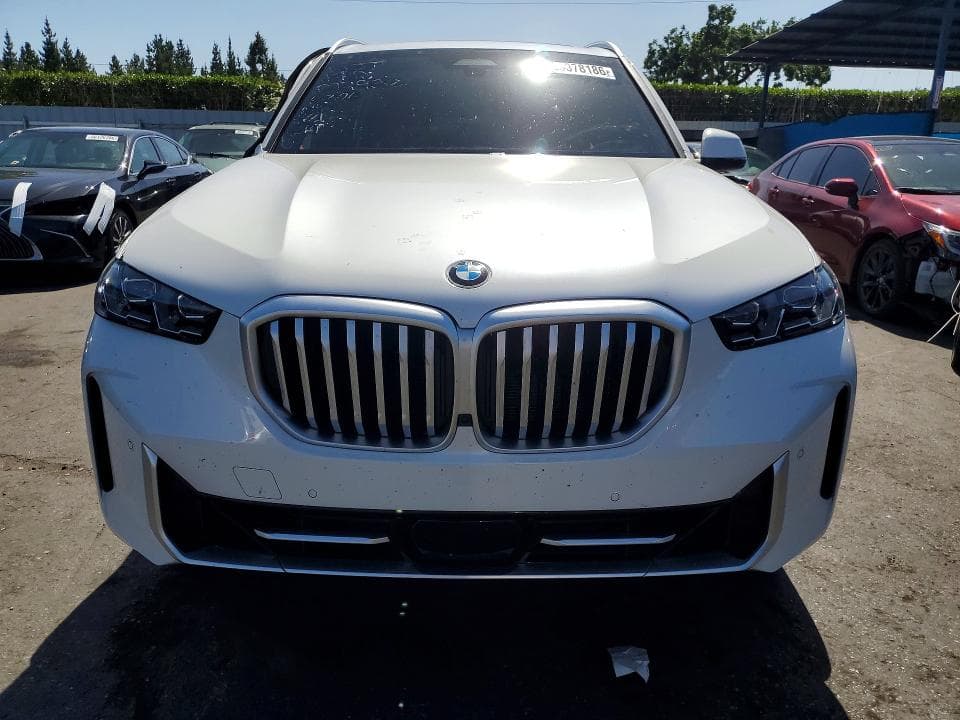 2026 BMW X5 XDRIVE40I 5