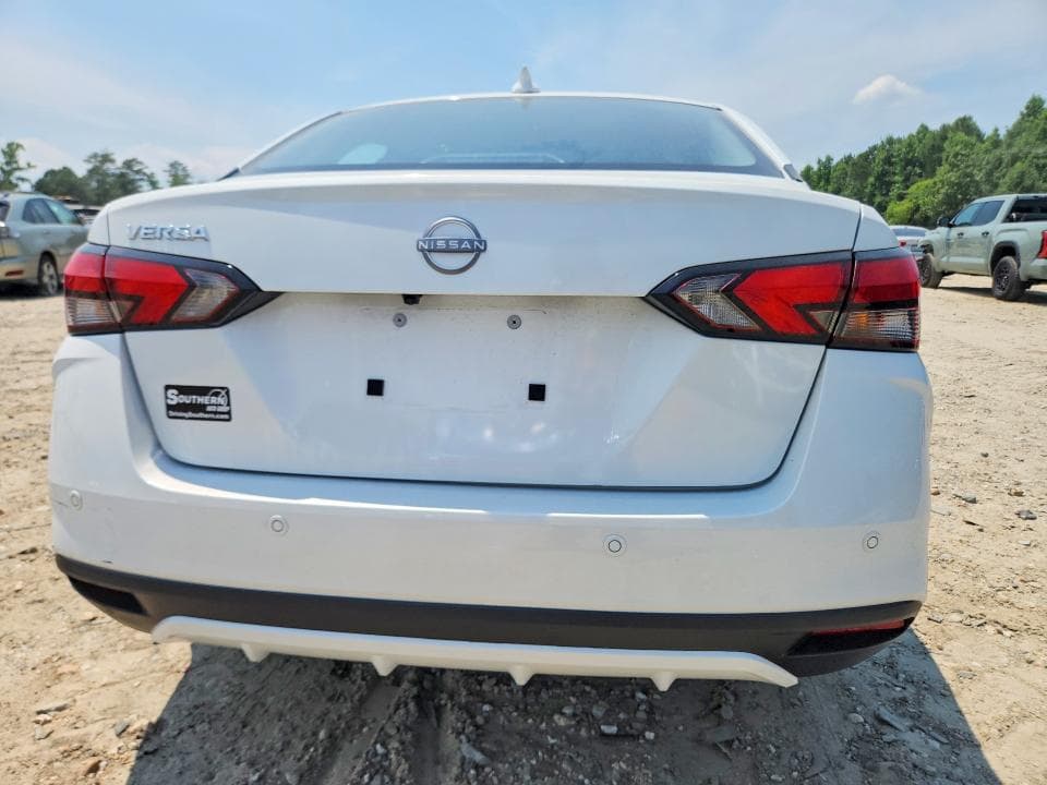 2025 NISSAN VERSA SV 6