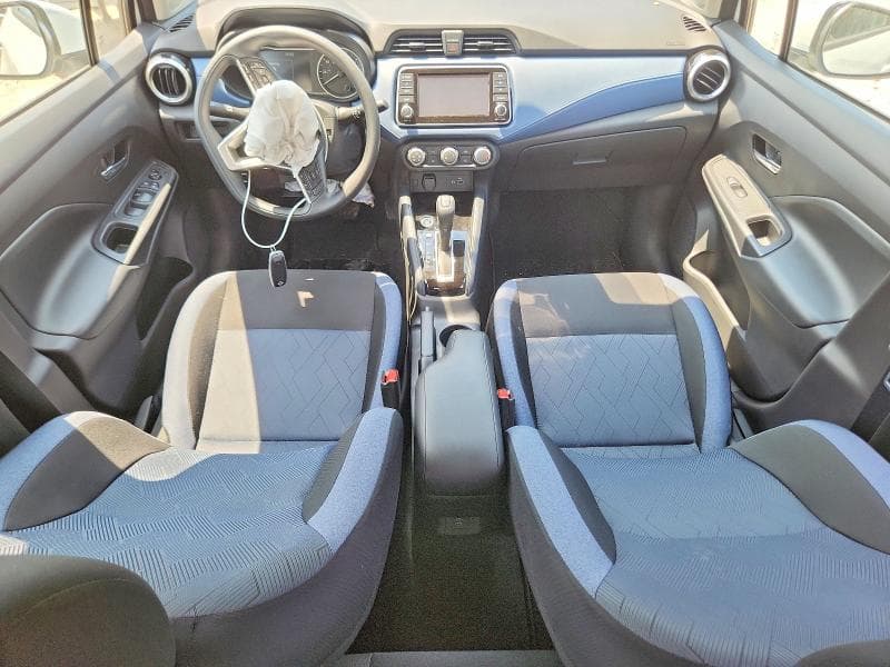 2025 NISSAN VERSA SV 8