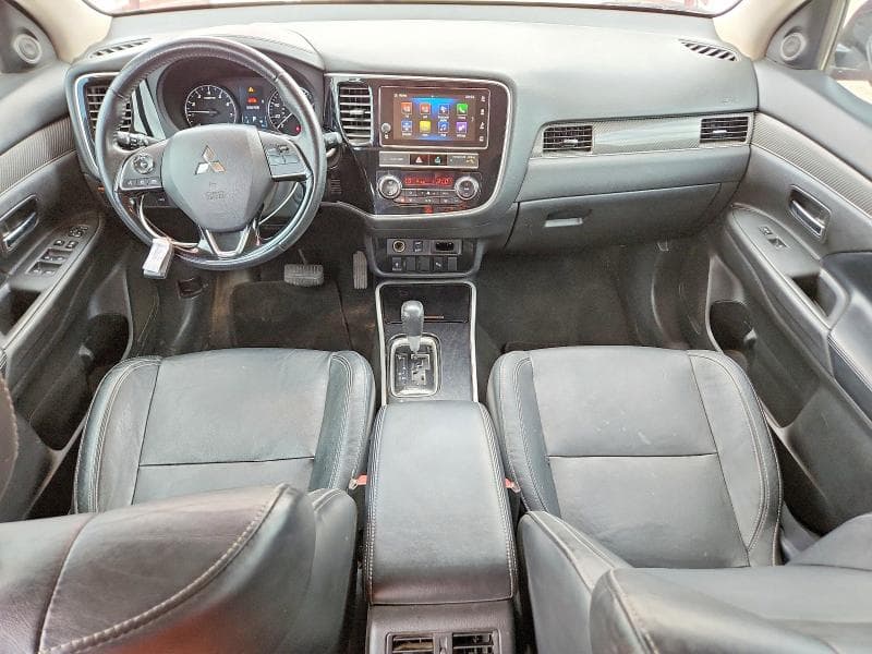 2019 MITSUBISHI OUTLANDER SE 8