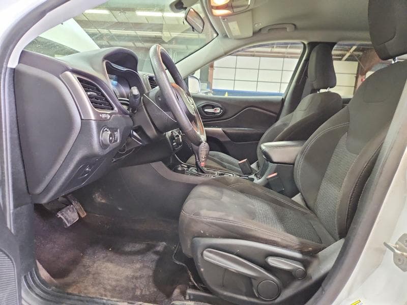 2019 JEEP CHEROKEE LATITUDE LATITUDE 8