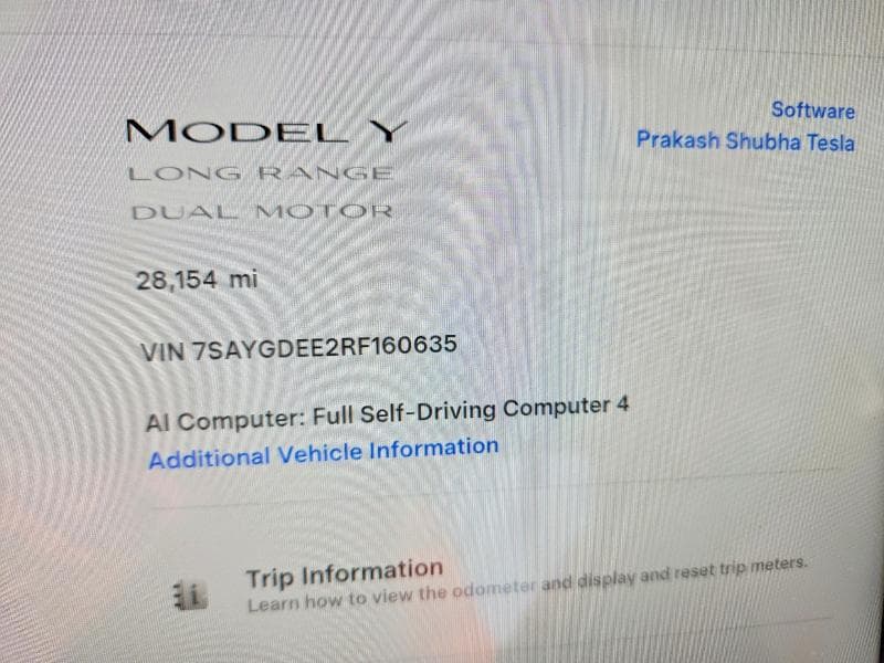 2024 TESLA MODEL Y 9