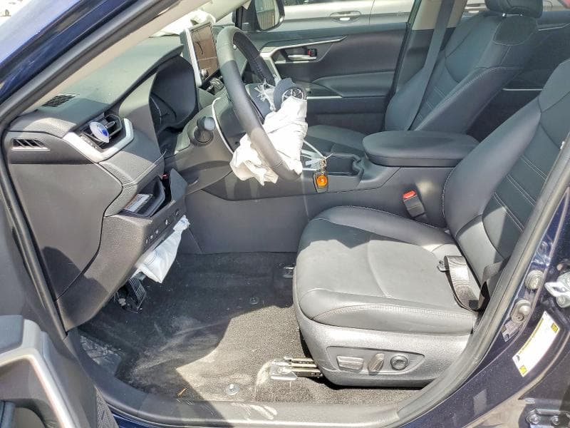2025 TOYOTA RAV4 XLE PREMIUM XLE PREMIUM 7