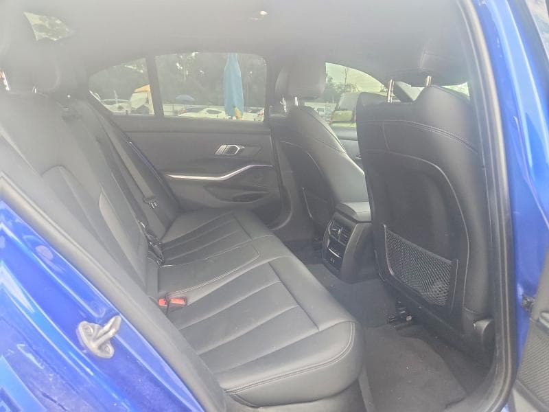 2022 BMW 330XI 10