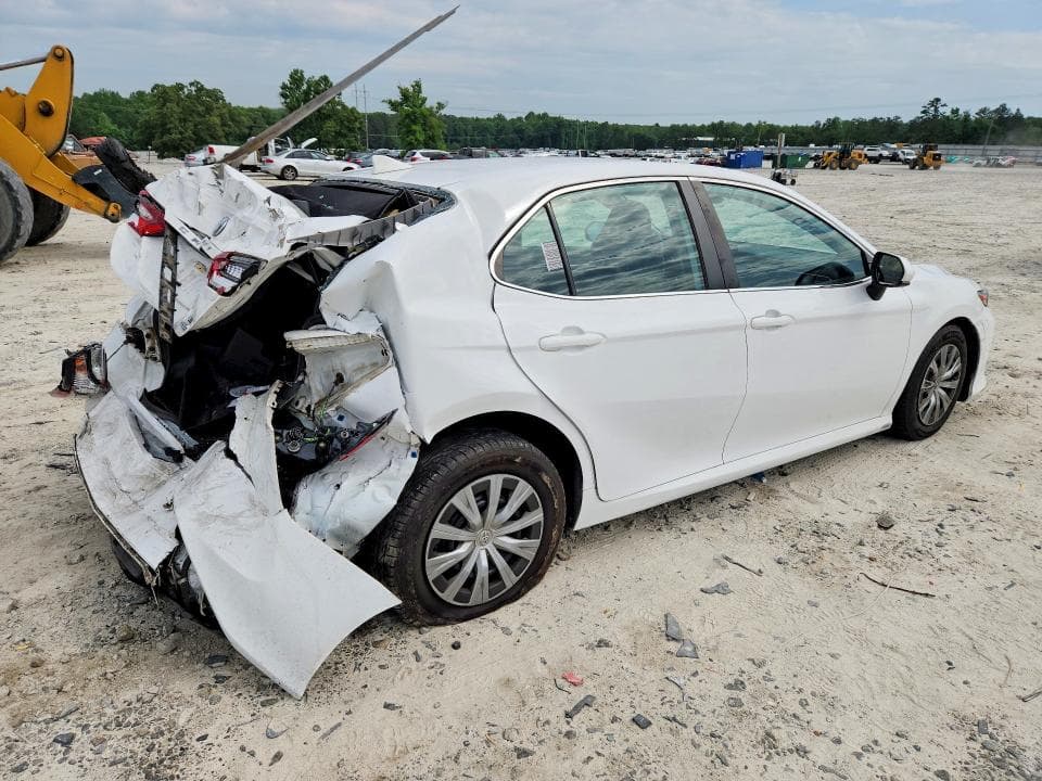 2022 TOYOTA CAMRY LE LE 3