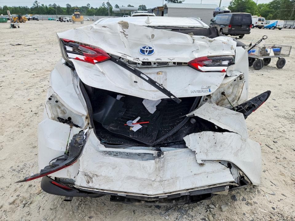2022 TOYOTA CAMRY LE LE 6