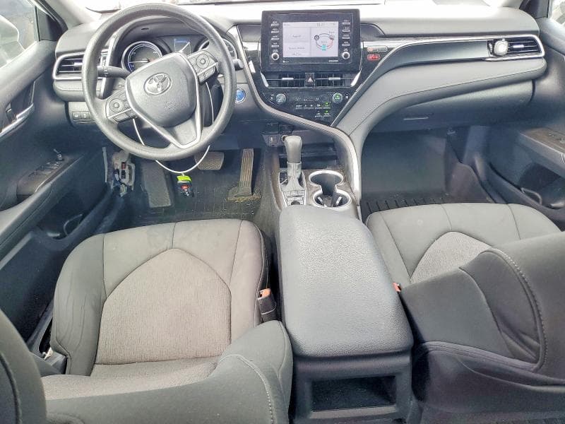 2022 TOYOTA CAMRY LE LE 8