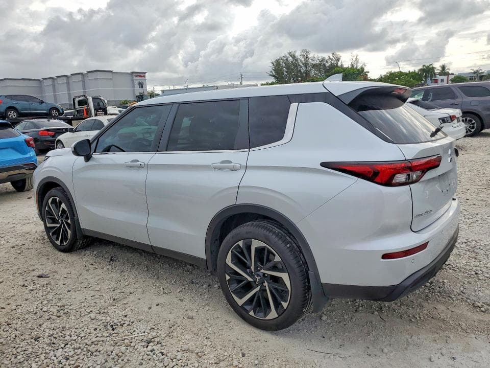 2022 MITSUBISHI OUTLANDER ES 2