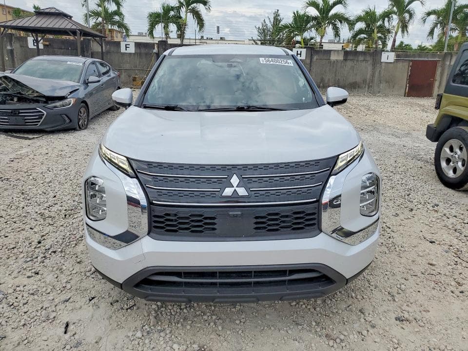 2022 MITSUBISHI OUTLANDER ES 5
