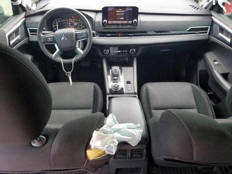 2022 MITSUBISHI OUTLANDER ES 8