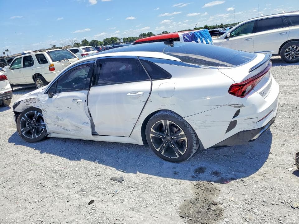 2022 KIA K5 GT LINE 2