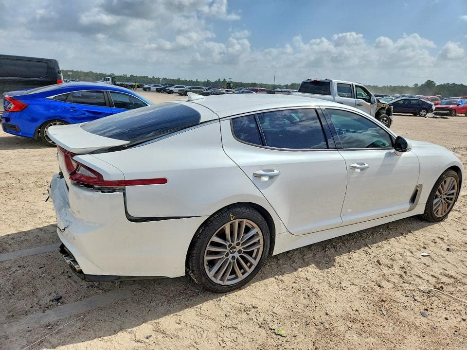 2018 KIA STINGER BASE BASE 3