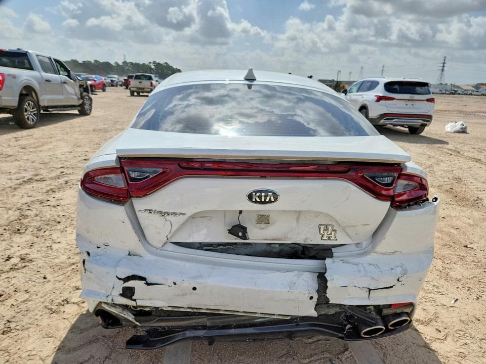 2018 KIA STINGER BASE BASE 6