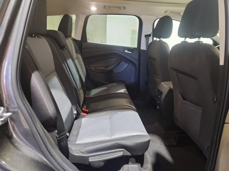 2017 FORD ESCAPE SE 11