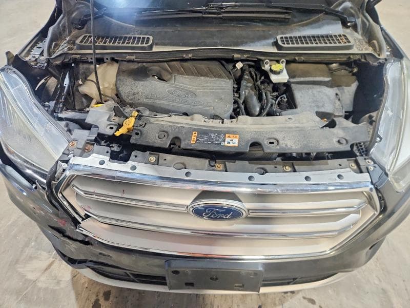 2017 FORD ESCAPE SE 12