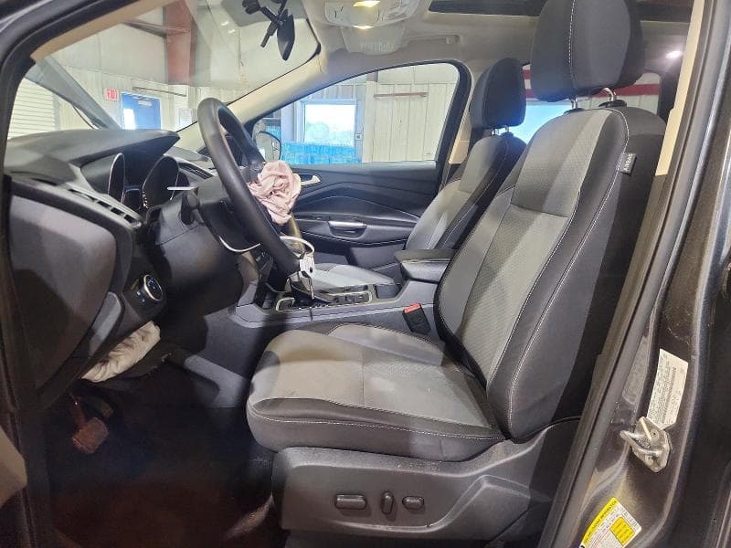 2017 FORD ESCAPE SE 7