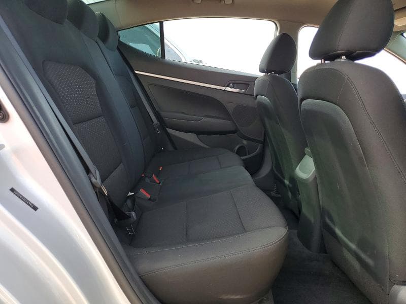2019 HYUNDAI ELANTRA SE 10
