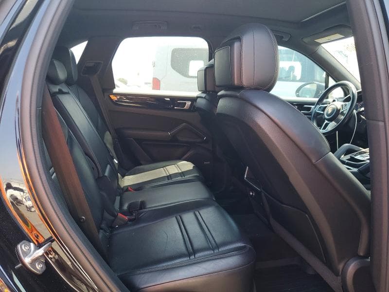 2019 PORSCHE CAYENNE 11