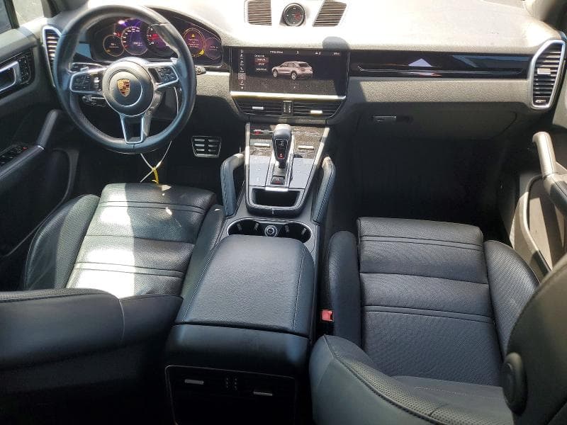 2019 PORSCHE CAYENNE 8