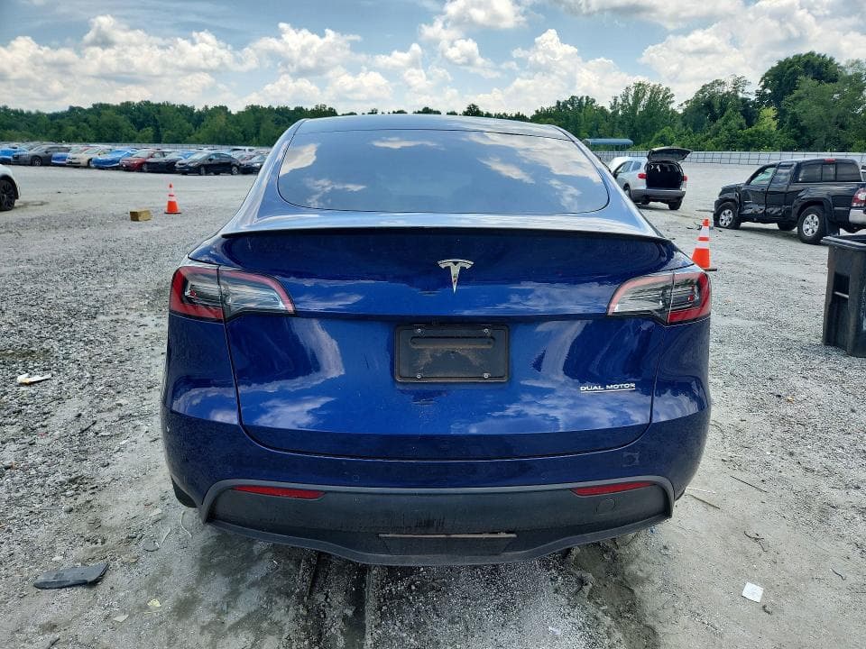 2021 TESLA MODEL Y 6