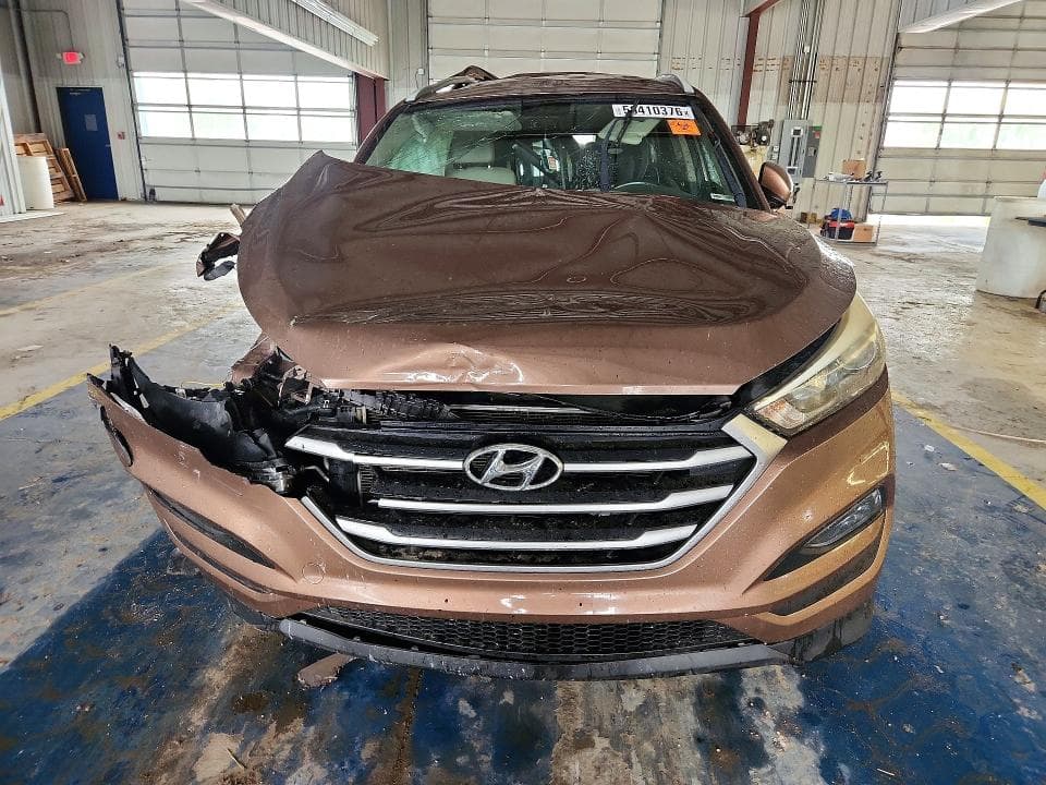 2017 HYUNDAI TUCSON SE SE 5
